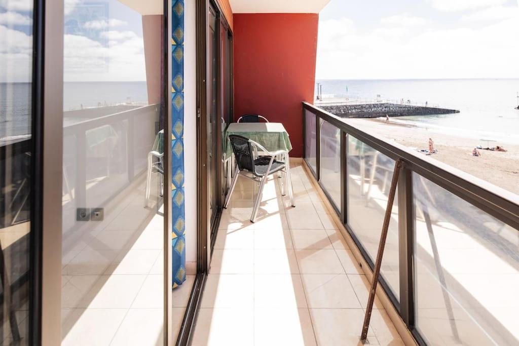 Frente Al Mar Playa De Melenara Apartman Kültér fotó